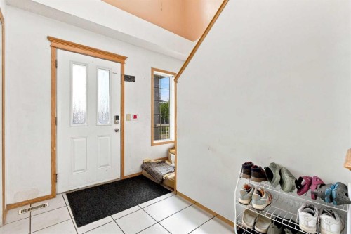162 Taradale Drive Ne, Calgary, AB - Indoor Photo Showing Other Room