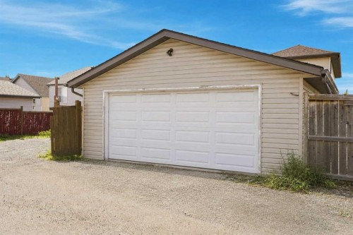 162 Taradale Drive Ne, Calgary, AB - Outdoor With Exterior