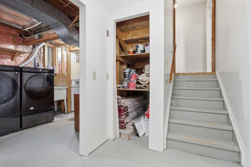 816 Ranchview Circle Nw, Calgary, AB - Indoor