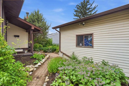 816 Ranchview Circle Nw, Calgary, AB - Outdoor With Exterior