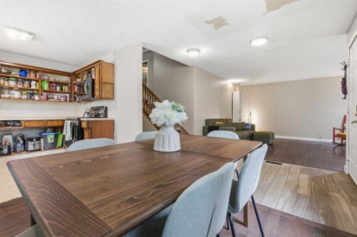 816 Ranchview Circle Nw, Calgary, AB - Indoor Photo Showing Dining Room