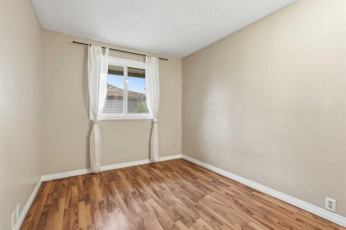 224-999 Canyon Meadows Drive Sw, Calgary, AB - Indoor Photo Showing Other Room