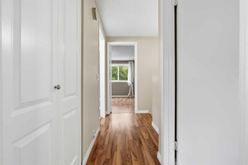 224-999 Canyon Meadows Drive Sw, Calgary, AB - Indoor Photo Showing Other Room