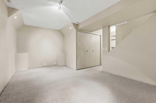 224-999 Canyon Meadows Drive Sw, Calgary, AB - Indoor