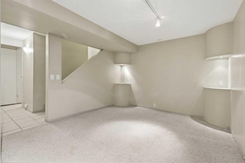 224-999 Canyon Meadows Drive Sw, Calgary, AB - Indoor