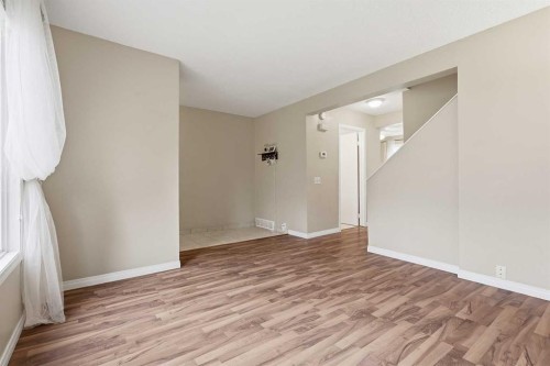 224-999 Canyon Meadows Drive Sw, Calgary, AB - Indoor Photo Showing Other Room