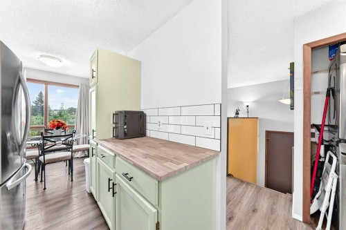 270 Glenpatrick Drive, Cochrane, AB - Indoor