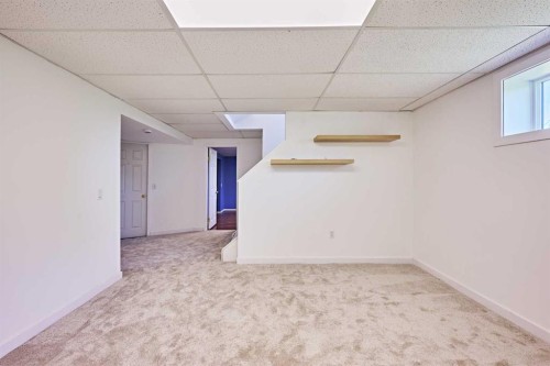 3644 Dover Ridge Drive Se, Calgary, AB - Indoor Photo Showing Other Room