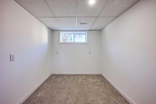 3644 Dover Ridge Drive Se, Calgary, AB - Indoor Photo Showing Other Room