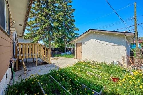 3644 Dover Ridge Drive Se, Calgary, AB - Outdoor