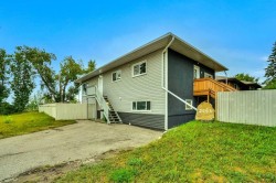 2003 62 Avenue SE Calgary, AB T4C 0C2