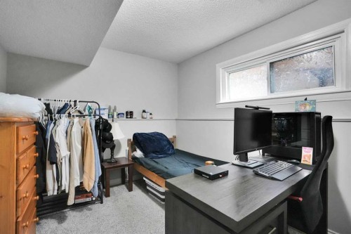 2003 62 Avenue Se, Calgary, AB - Indoor Photo Showing Office