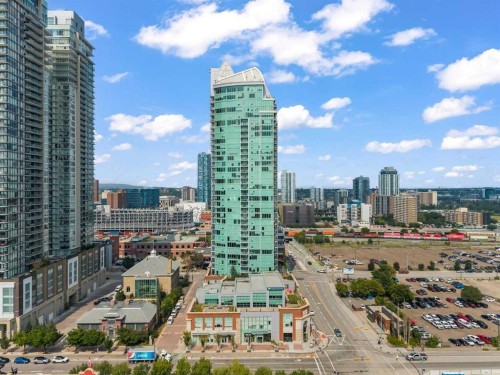 803-433 11 Avenue Se, Calgary, AB - Outdoor With View
