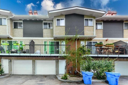 8-643 4 Avenue Ne, Calgary, AB - Outdoor With Exterior