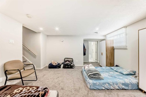 6840 4 Avenue Ne, Calgary, AB - Indoor