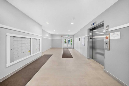 1211-220 Seton Grove Se, Calgary, AB - Indoor