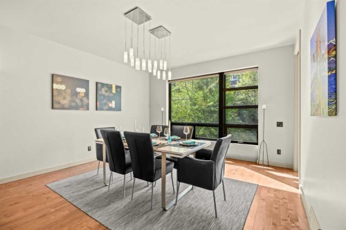 1937 28 Avenue Sw, Calgary, AB - Indoor Photo Showing Dining Room
