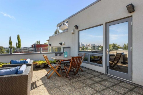 1937 28 Avenue Sw, Calgary, AB - Outdoor With Deck Patio Veranda With Exterior