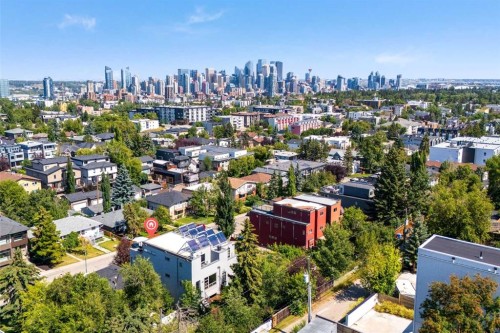 1937 28 Avenue Sw, Calgary, AB - Outdoor With View