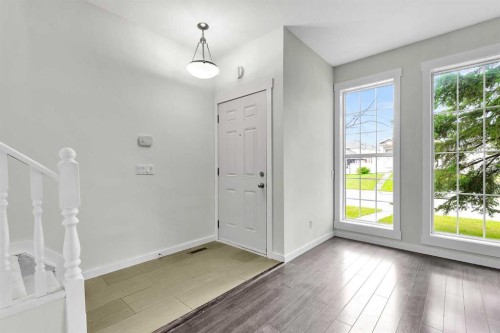 7097 Laguna Way Ne, Calgary, AB - Indoor Photo Showing Other Room