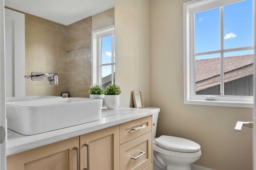 329 Flare Avenue Sw, Diamond Valley, AB - Indoor Photo Showing Bathroom