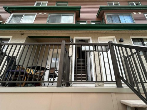 29-2400 15 Street Sw, Calgary, AB -  Photo Showing Other Room