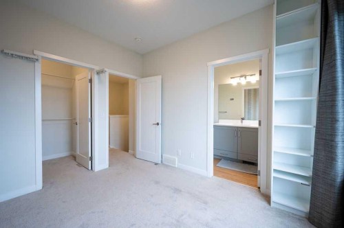 84 Shawnee Common Sw, Calgary, AB - Indoor