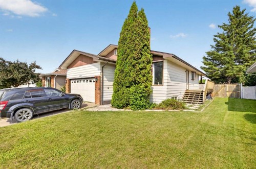 5509 57 Avenue  Olds, AB T4H 1K1