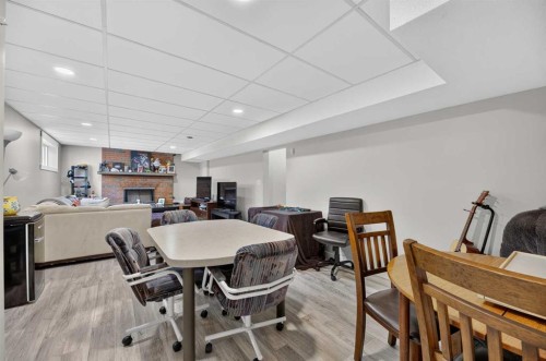 5509 57 Avenue, Olds, AB - Indoor