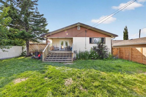 5509 57 Avenue, Olds, AB - Outdoor With Deck Patio Veranda
