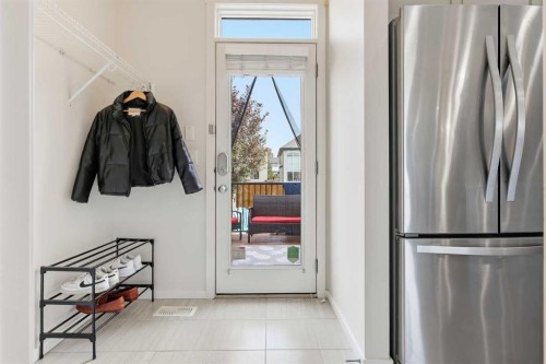 611 Walden Drive Se, Calgary, AB 