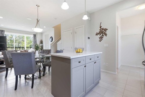 611 Walden Drive Se, Calgary, AB 