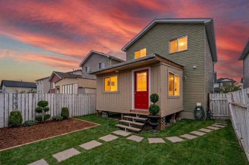 192 Martin Crossing Crescent Ne, Calgary, AB - Outdoor