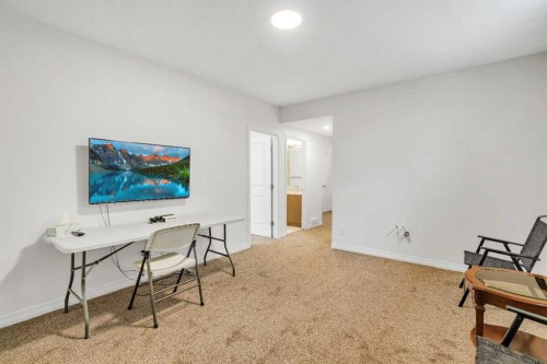 244 Lucas Way Nw, Calgary, AB - Indoor