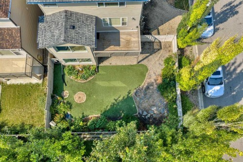 204 Eversyde Mews Sw, Calgary, AB - Outdoor