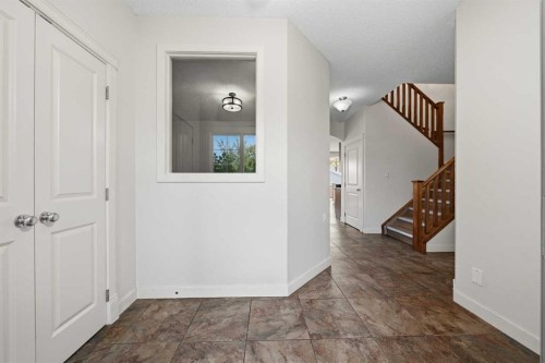 204 Eversyde Mews Sw, Calgary, AB - Indoor Photo Showing Other Room