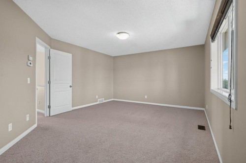 164 Aspenmere Close, Chestermere, AB - Indoor Photo Showing Other Room