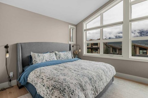 418 Riva Heights, Canmore, AB - Indoor Photo Showing Bedroom