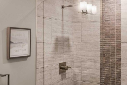 418 Riva Heights, Canmore, AB - Indoor Photo Showing Bathroom