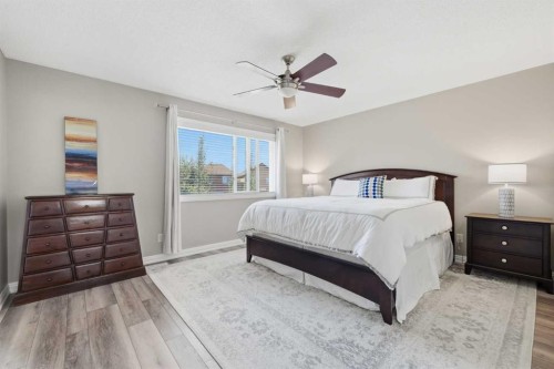 274 Autumn Circle Se, Calgary, AB - Indoor Photo Showing Bedroom