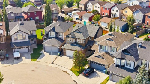 274 Autumn Circle Se, Calgary, AB - Outdoor With Facade