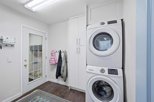 46 Citadel Meadow Crescent Nw, Calgary, AB - Indoor Photo Showing Laundry Room