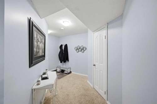 46 Citadel Meadow Crescent Nw, Calgary, AB - Indoor Photo Showing Other Room