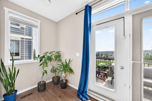 51 Evansview Gardens Nw, Calgary, AB - Indoor Photo Showing Other Room