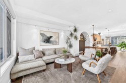 3532 21 Street SW Calgary, AB T2T 5B4