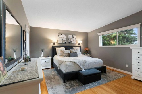 43 Cromwell Avenue Nw, Calgary, AB 