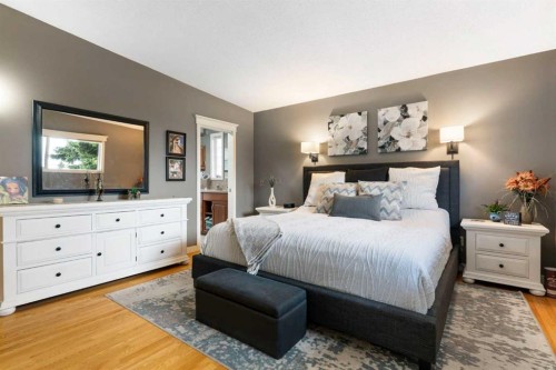 43 Cromwell Avenue Nw, Calgary, AB 