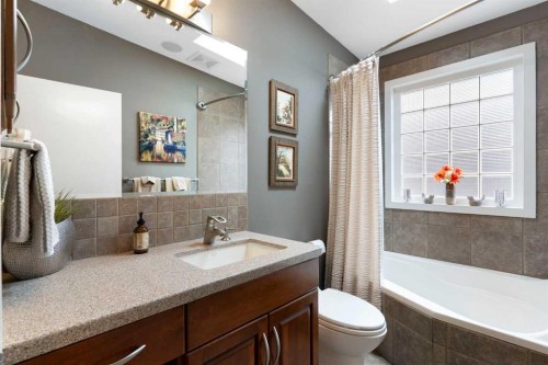 43 Cromwell Avenue Nw, Calgary, AB 