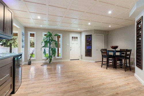 43 Cromwell Avenue Nw, Calgary, AB 