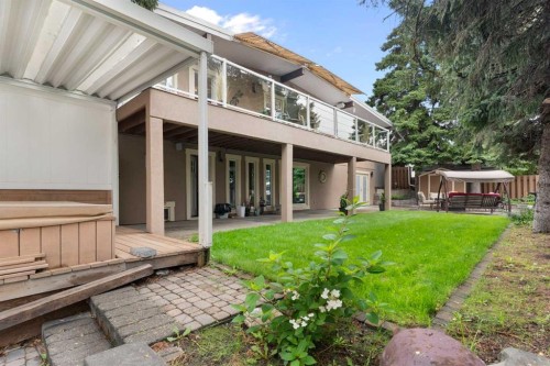 43 Cromwell Avenue Nw, Calgary, AB 